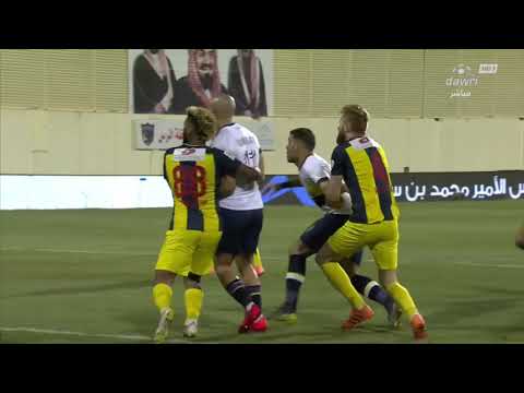 شاهد الهدف الأول خلال لقاء النصر والحزم بقدم حمد الله